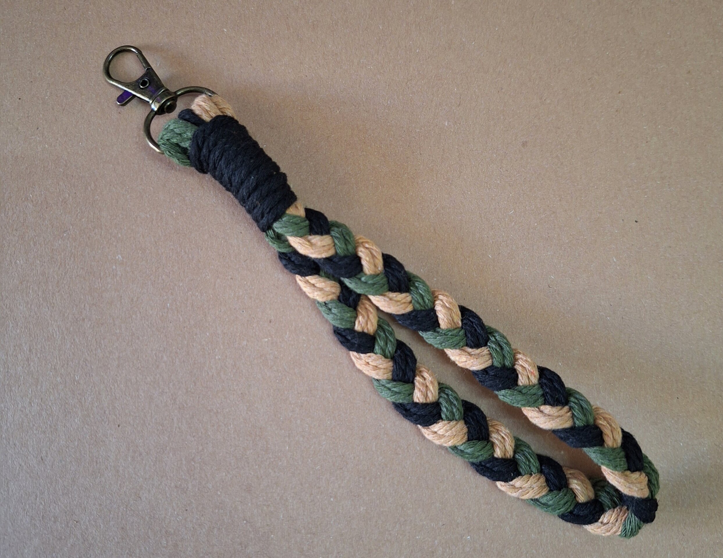 TRIPLE TRENZADO - triple braided - 1