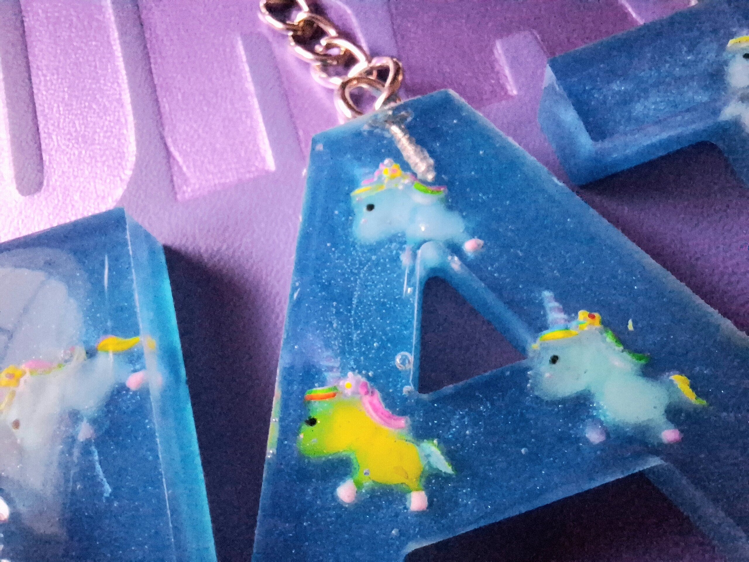 Iniciales unicornio - 2