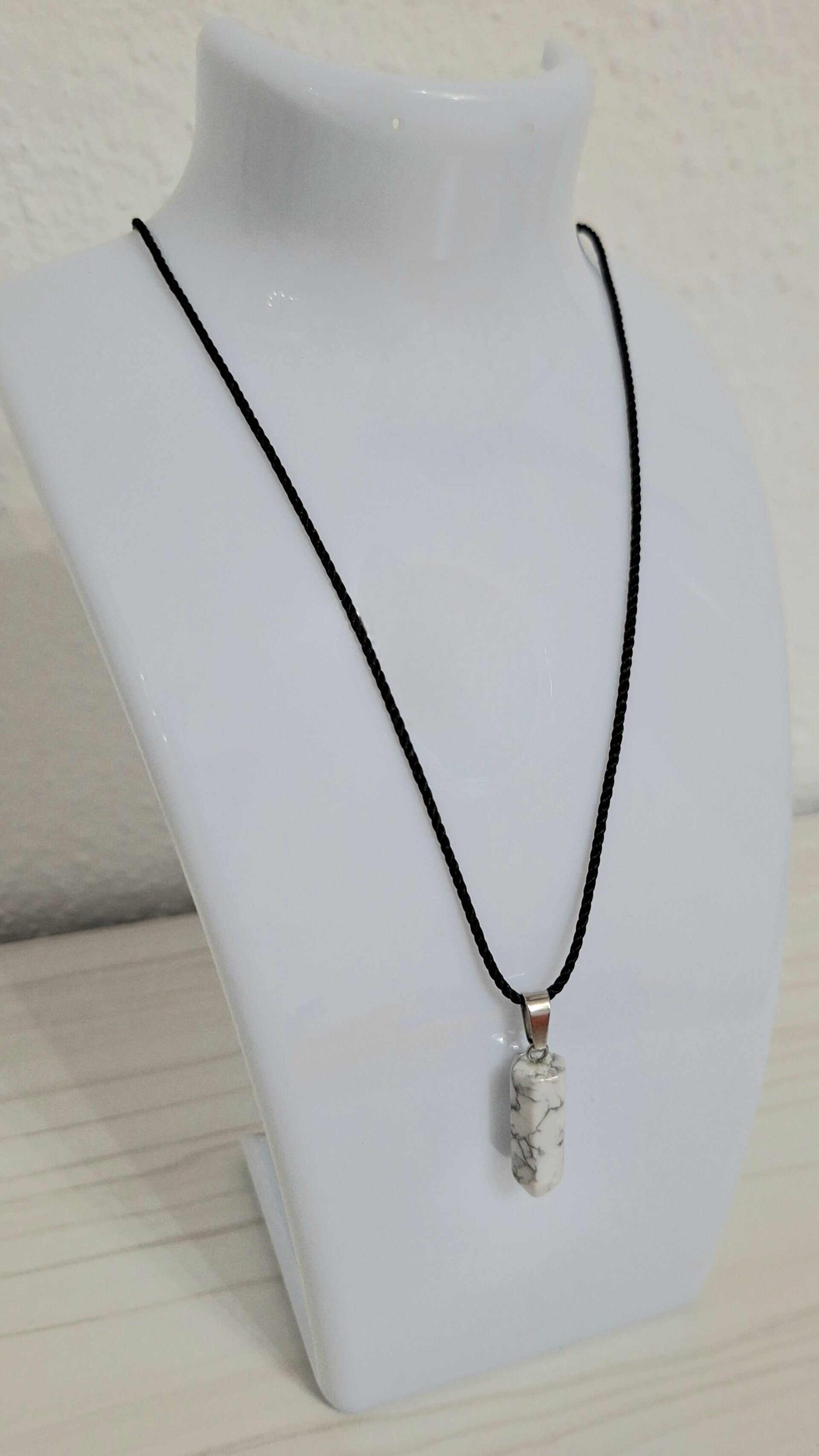 Cordon punta howlita - 2